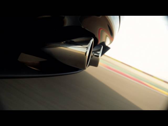 More information about "Video: F-TYPE R #In15Seconds -- Hear the sound"