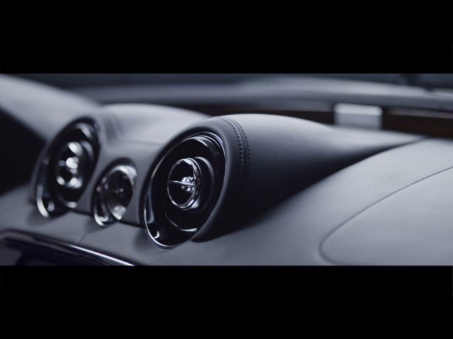 More information about "Video: Jaguar XJ 18MY Interior Design ProRes444"