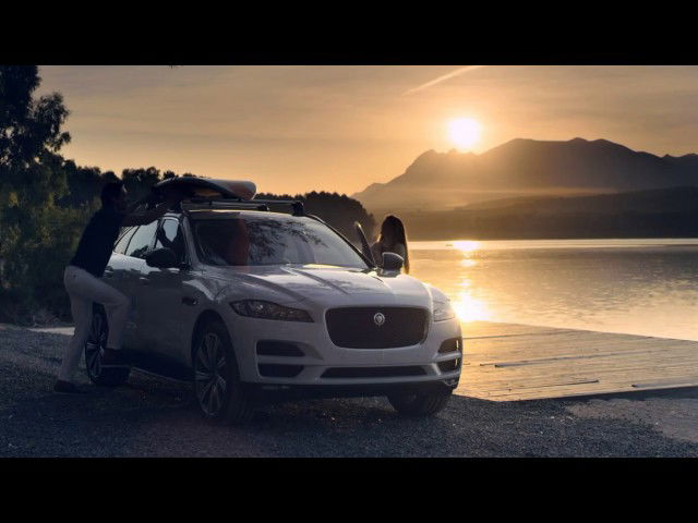 More information about "Video: F-PACE ACCESSORIES"