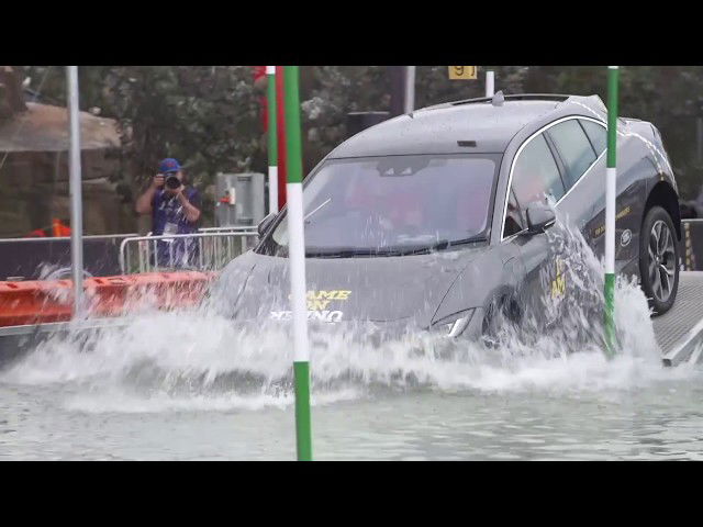 More information about "Video: Jaguar Land Rover Driving Challenge, Invictus Games Sydney 2018"