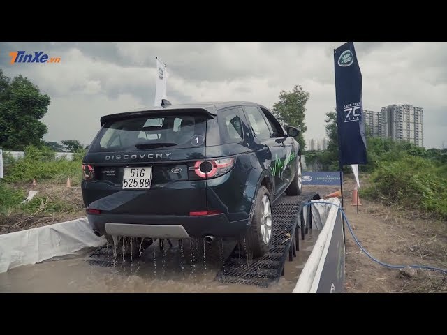 More information about "Video: Jaguar Land Rover mang offroad chuyên nghiệp đến triển lãm Ô tô Việt Nam 2018 |TINXE.VN|"